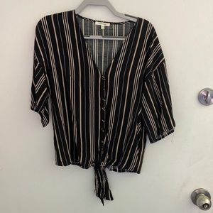 CUTE AND COMFY BLOUSE